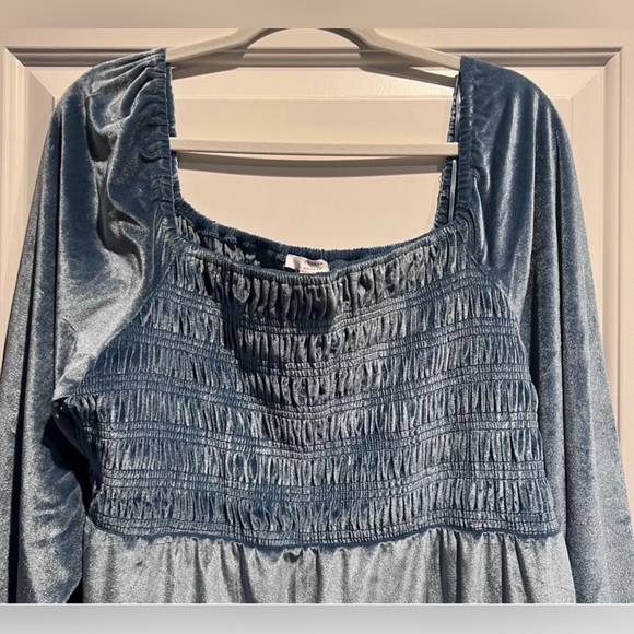 NWT LC Lauren Conrad Petites Velvet Flounce Dress in Rendezvous Blue - Picture 4 of 9